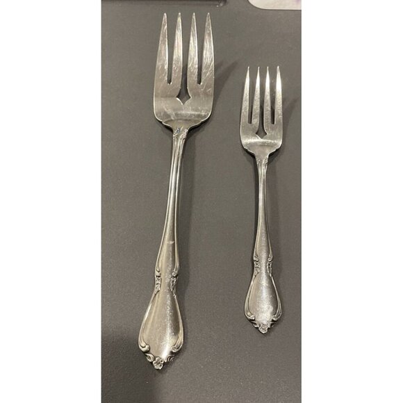 Oneida Oneidacraft Deluxe Stainless Chateau Meat‎ Salad Fork Set Of 2 Flatware - Picture 1 of 5